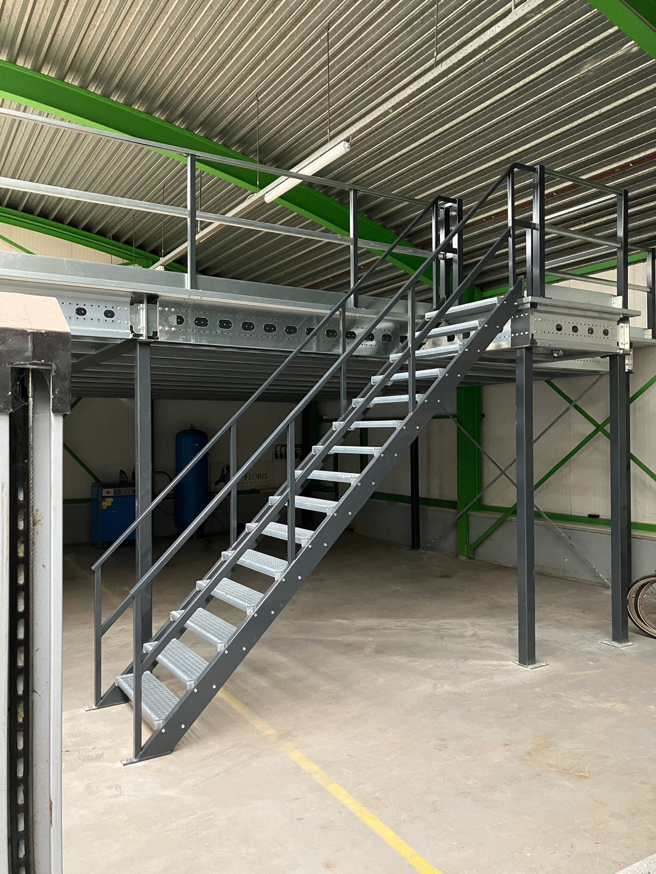 Escalier de plateforme
